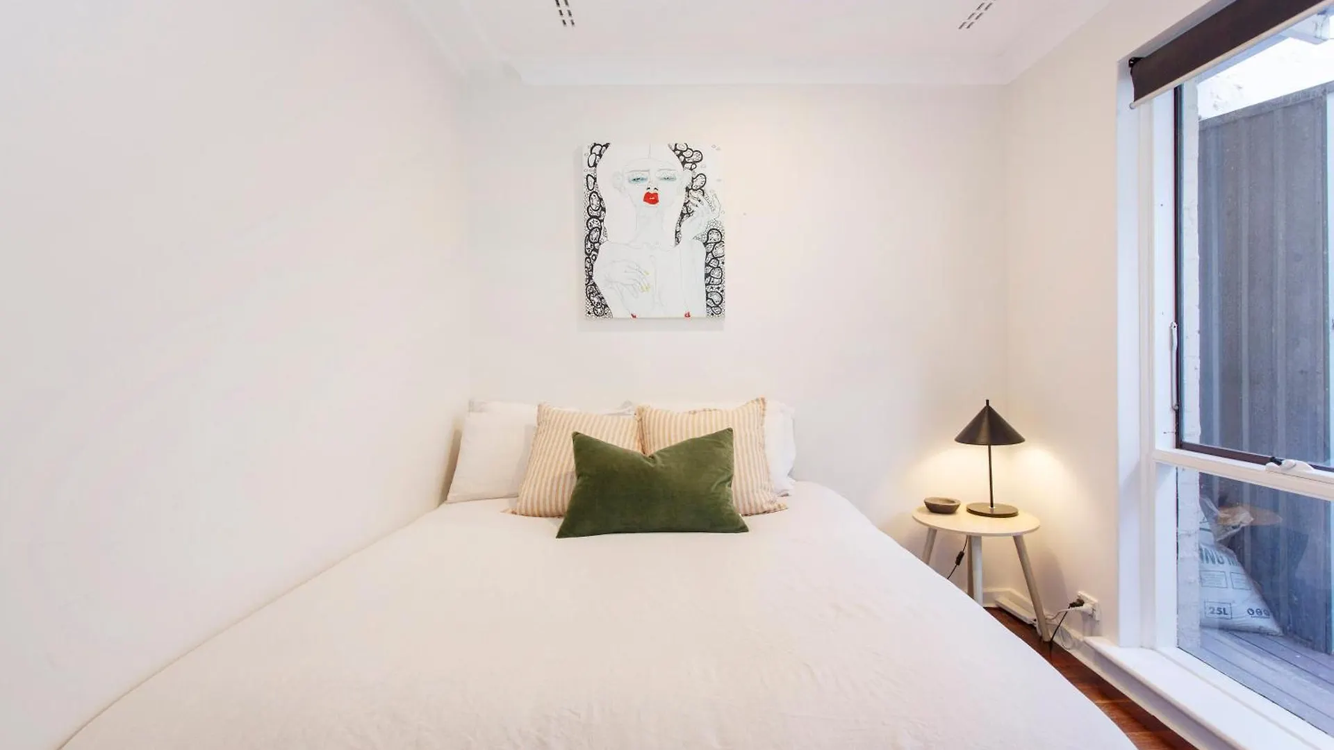Scarborough Beach Side Retreat Perth